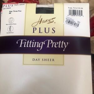 NWT Hanes Panty Hose Jet Black